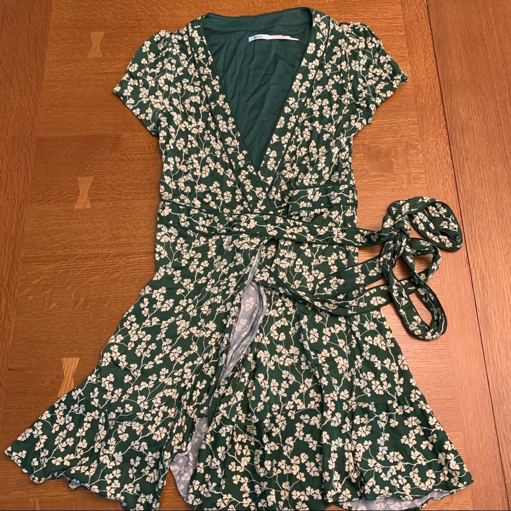 V- neck tie wrap summer dress🤩